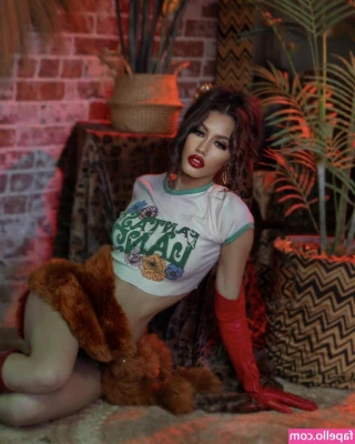 Autumn Marini [ autumn-marini ] - BG Video with Slink Andrews Unlock now to watch me seduce my gamer bf