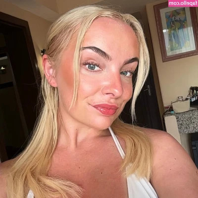 Emily Hewertson [ emily-hewertson ] - WOOOOOOOOOOOW 🥰🥰🥰🥰🥰 Guys 🤟 HypnoPic send me this,