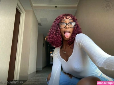 freeaaliyahh - Sending you lots of love honey 🍯