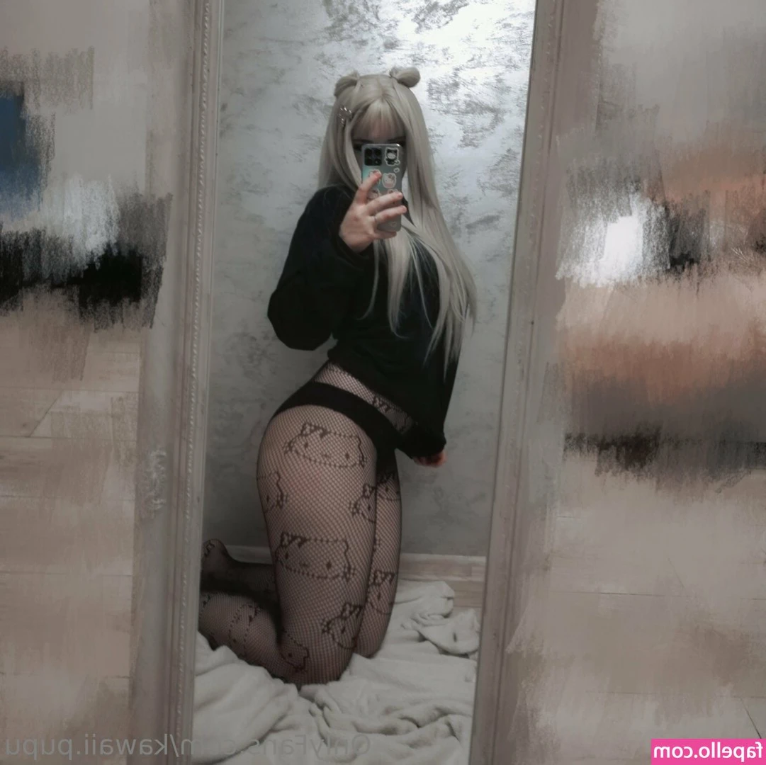 kawaii.pupu [ kawaii-pupu ] - Stop just standing there and looking at my ass. Come here and eat it