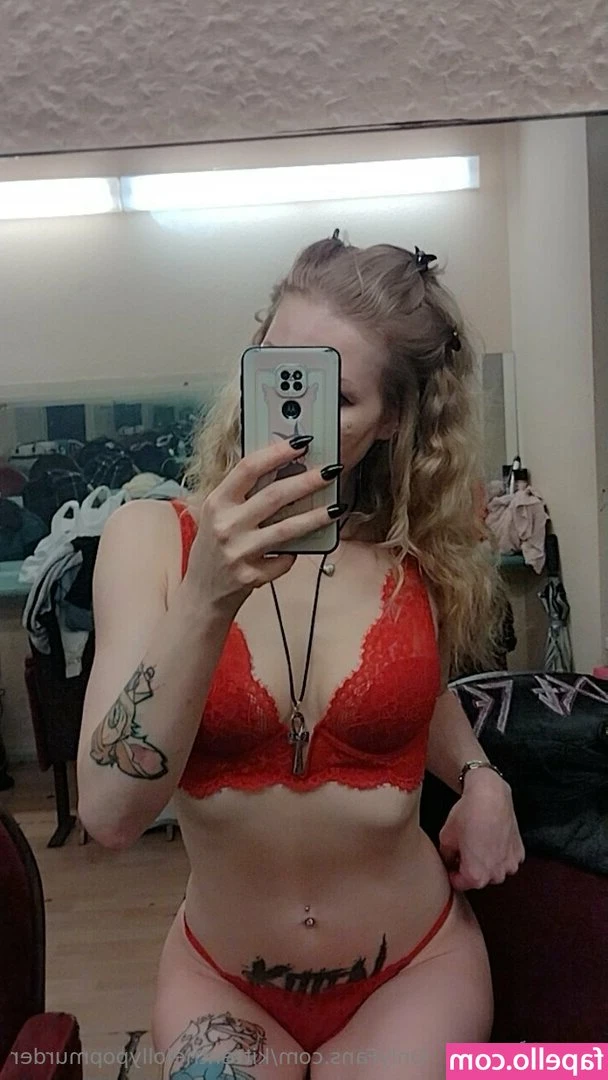kittenthelollypopmurder - Toe wiggling lots of cum requesting joi per your request