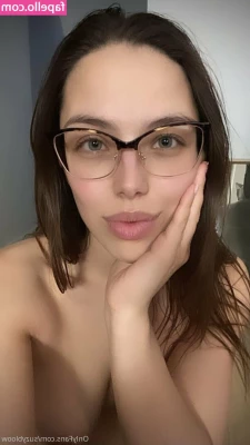 suzybloow - Should I take it off