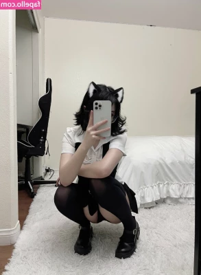 Strwbrryspit - front n back teasing