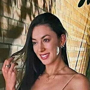 Brenda Bezares