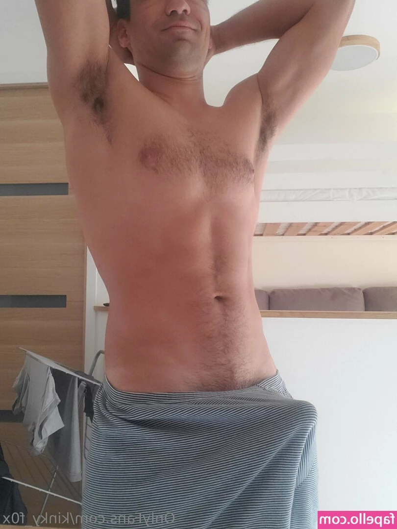 kinky_f0x [ kinky-f0x ] - Tu cuerpo te hace sexy  tu cara te hace bonita  tu sonrisa te hace