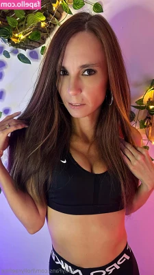 hollyraefree - Your nerdy foot friend will take it all off for you. Well, everything