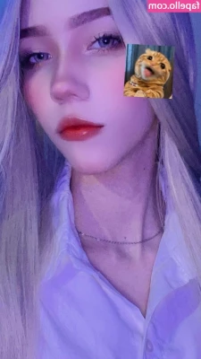 honeyy_bunnyyyy [ honeyy-bunnyyyy ] - Wanna see me take it off???