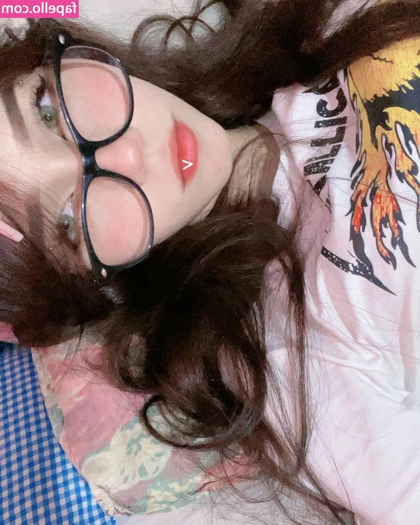 honeyy_bunnyyyy [ honeyy-bunnyyyy ] - 💎 @aixa_playful 💎 @aixa_playful 💎  ✨