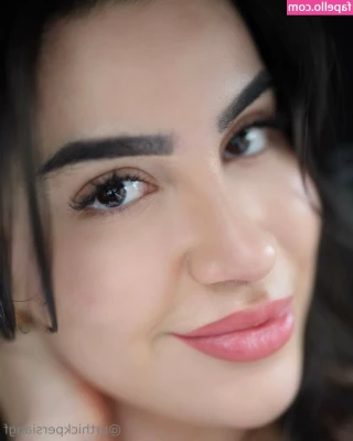 urthickpersiangf [ urthickpersiangf-2 ] - What do you fantasize about when touching yourself? 🥵😈