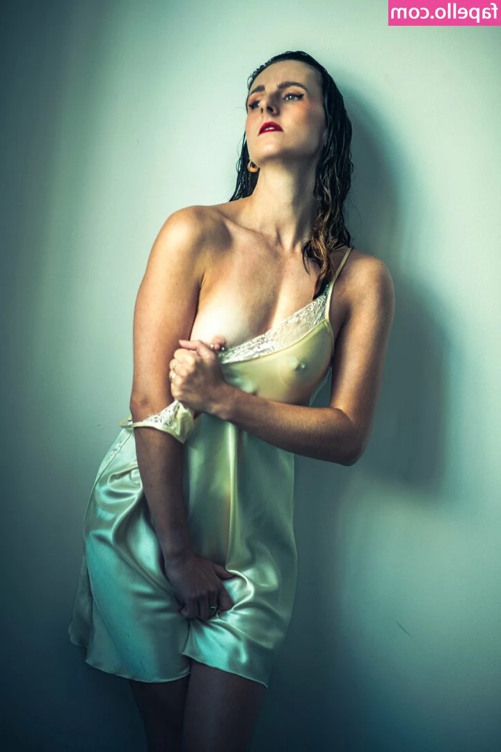 Scarlett Velvet [ scarlett-velvet ] - DAILY DEALS     TIP IN  5 YOU WILL GET  - 10 PHOTOS IN MY GALLERY -