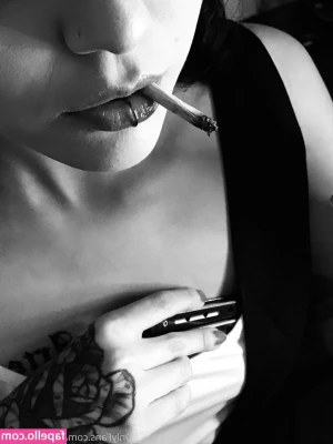 blvckchxrry - I love my body. I think she is a wonderland!