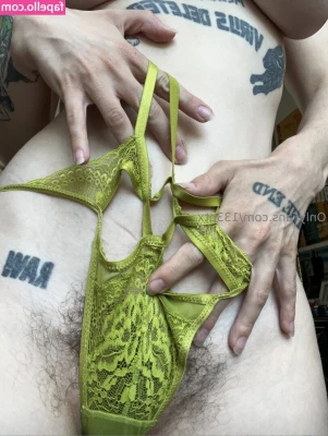 13ptx [ 13ptx-1 ] - Non per essere monotona ma sotto la doccia ci si lava ahah🙈 ma io