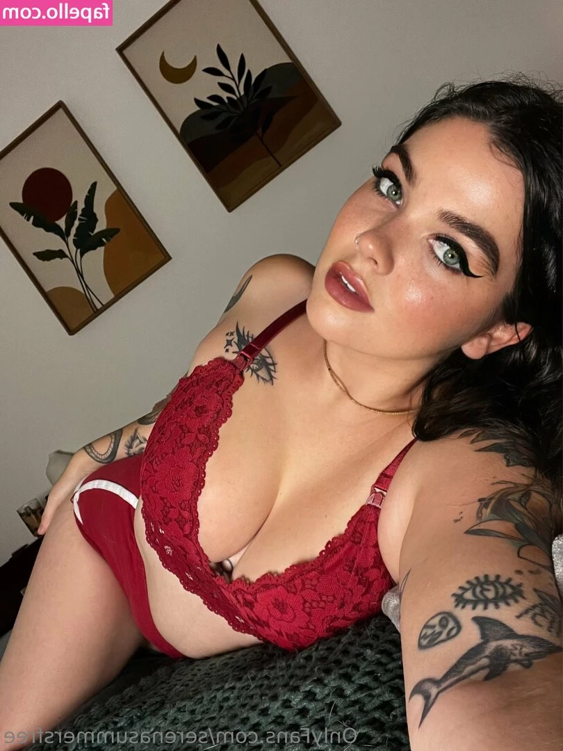 serenasummersfree - Want to see the whole pic  Send a tip and it ll be in your dms    