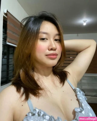 Jazmine Abalo [ jazmine-abalo ] - how i wish tiktok was 😔🤙🏻 follow my twitter for naughty