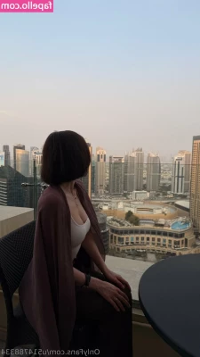 loravievip - Booty teases 🤪