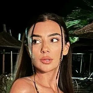 Kübra Miranda Çamlıbel