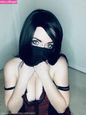 Valerie Vampyr [ valerie-vampyr ] - The full version of this video gets sooo juicy 💦💦 I just sent