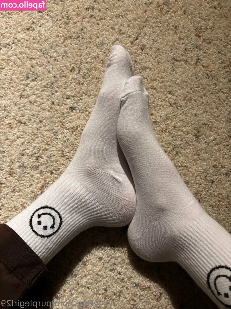 purplegirl29 - What, you guys thought I was going to take pics in my car without