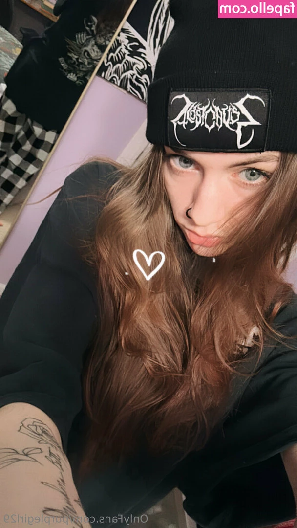 purplegirl29 - Rate my dick