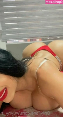 wuyny_z [ wuyny-z ] - Eu quero sentir a sua lingua passando lentamente em cada curva da