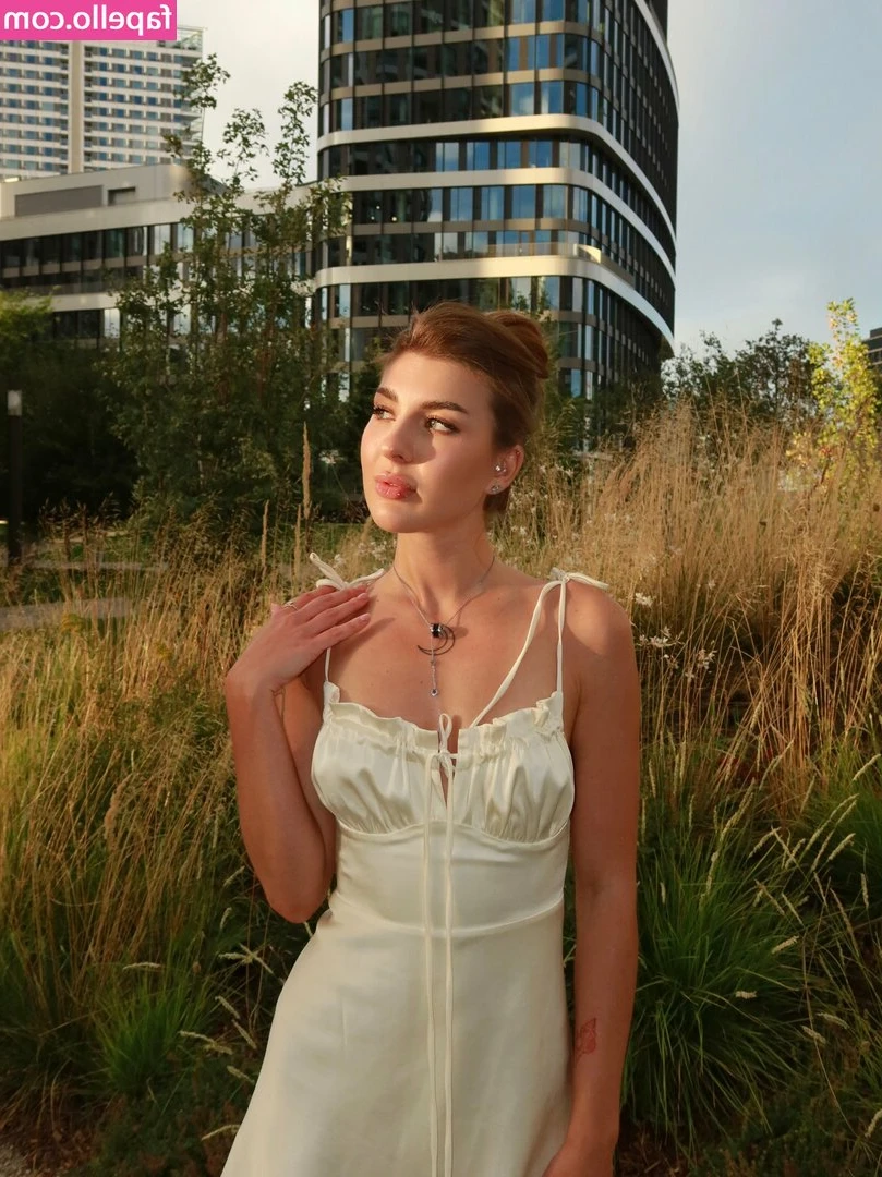 moonwitchsabrina - Kisses 💋💋