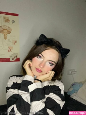 juliagaming - Baby I’m noode 4 u