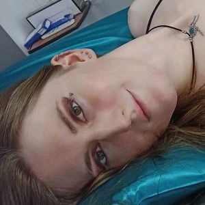 kiraholmes