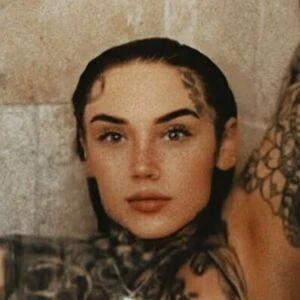 kiraholmes