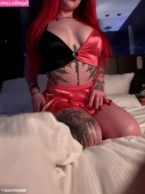 redheadsdoitbetter_x [ redheadsdoitbetter-x ] - Hello guys!!   I'll be more active, sorry for the last couple of