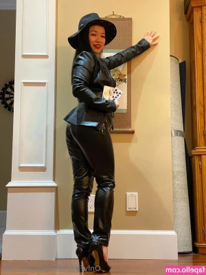 likewhiteonrice - Hey guys! :) SCROLL TO SEE HOW CREAMY I GET! So a number of you like