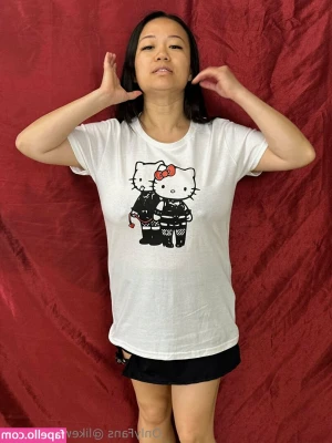 likewhiteonrice - Tryna be sexy 🙈