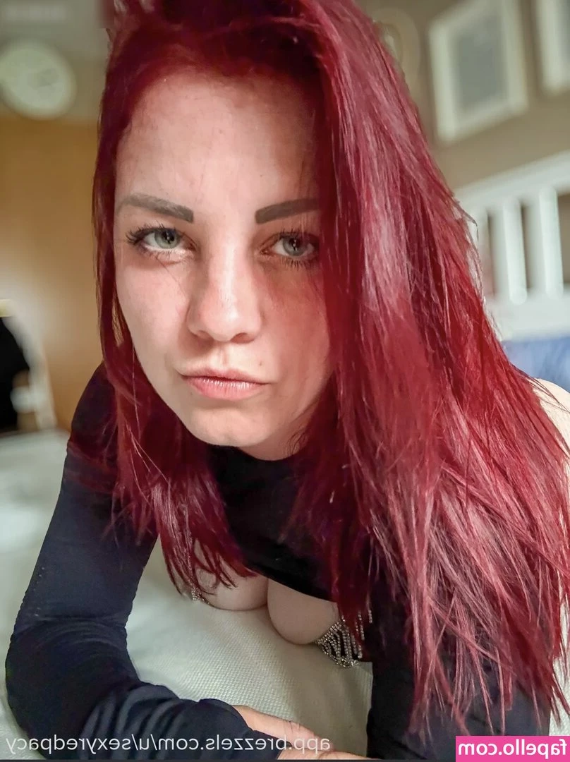 SexyRedPacy - I bet 😈💋 your pants will be tight when I kiss @polonskaya
