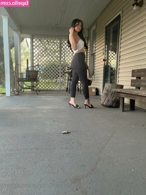 briannnapena - 🥵 ….in bed on cool sheets. Way too hot to fuck today…….🥵 