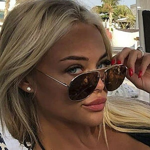 elvirapitznerofficial