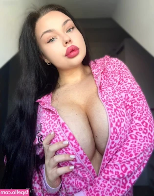 Fionachen - Wanna rinse off with me?