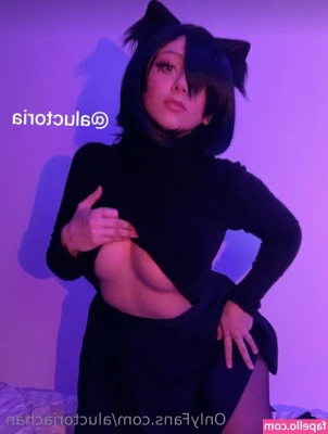 aluctoriachan - If Amazon can send me all the new lingerie I ordered that would be