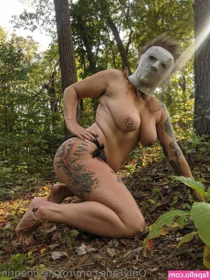 roxxie.chagrin [ roxxie-chagrin ] - Are You Ready? DM Me Daddy😍