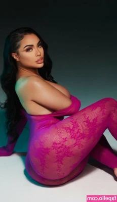 destinyskye - Can I send you nudes if you gf hasn’t yet 😏