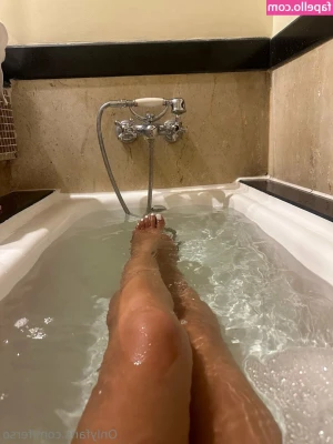 Fersooo - Tip if u love feet and want to see them more often 😙