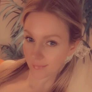 ainsleyshay