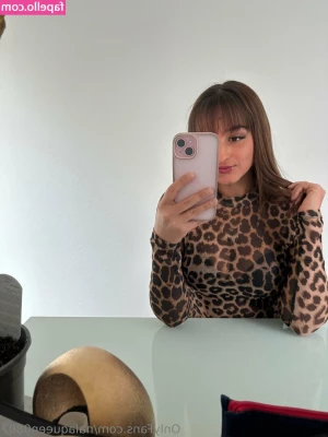 nalaqueen0807 - Looking for playmate