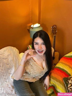 nam093178 - if you want to see more you will have to come to my chat 🥵