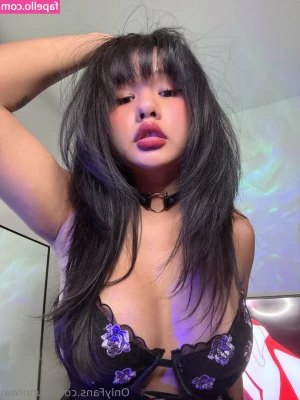 bunniwai - La secrétaire qui baise avec le patron😈M'engagerais tu? Il a