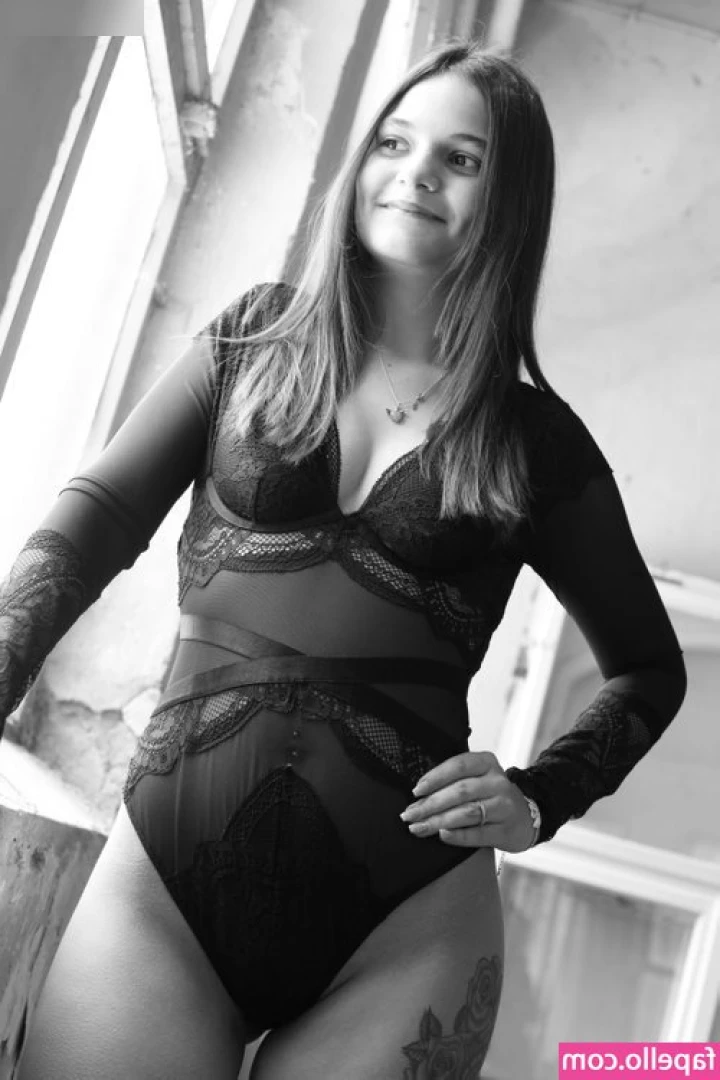 FireFarmFranzi - Logged On & Hanging Out With Everyone 🤗 Come Chat With Me! 😍