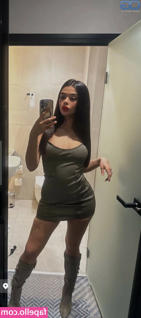 Elsa Latifaj [ elsa-latifaj ] - Breeding this tied f@g’s ass makes him start squirting while