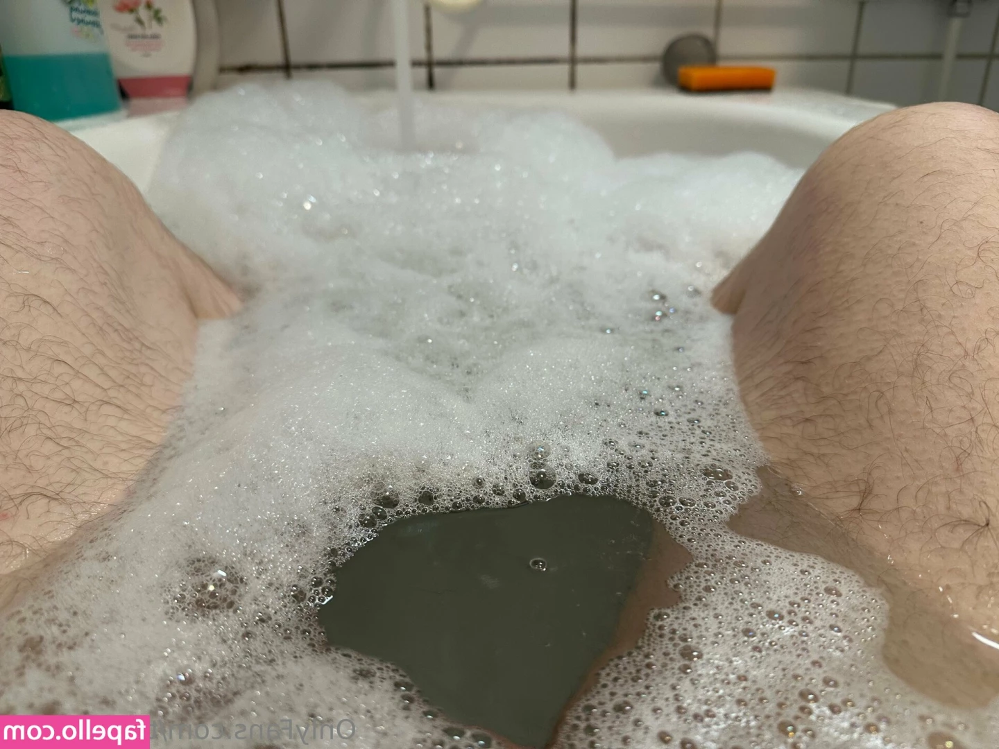 thekingswe - Send a tip and I ll show you my tits