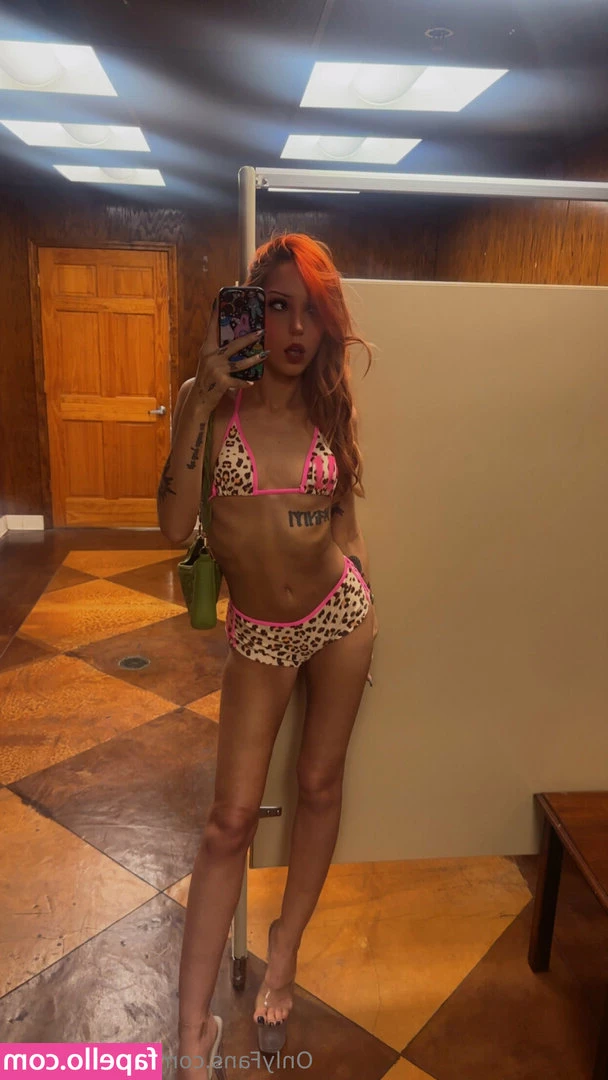 plutocoochie - Daddy left me alone and hot  I ll have to find someone to be able to