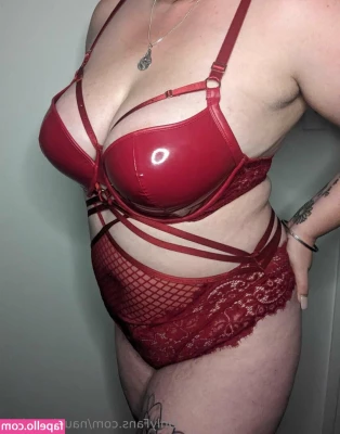 naughtystitch - Hope you re having a great Labor Day weekend babes        I took a part 1