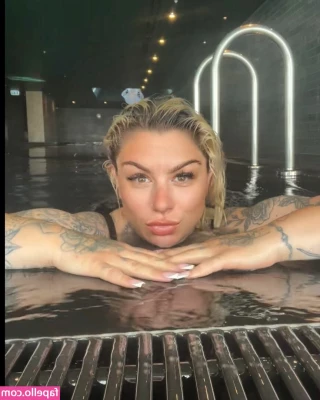 Katiesummer222 - think i d look hotter without these