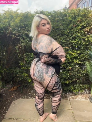 Katiesummer222 - Bonus pictures up today  New episode of  The Thought Project  Just So